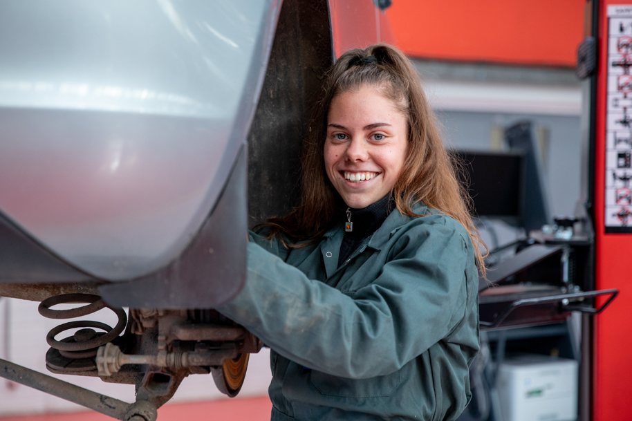Automotive student working