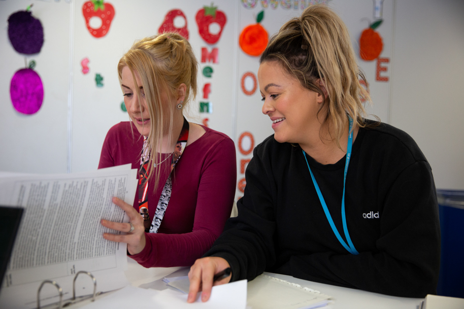 Student and tutor talking