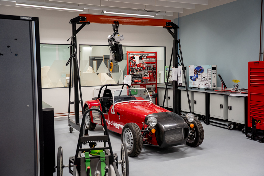 Motorsport kit at HiVE